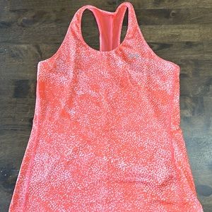 Never worn Under Armour Tank